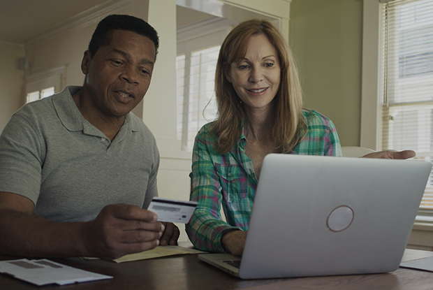 Article thumbnail link to: couple working at computer
